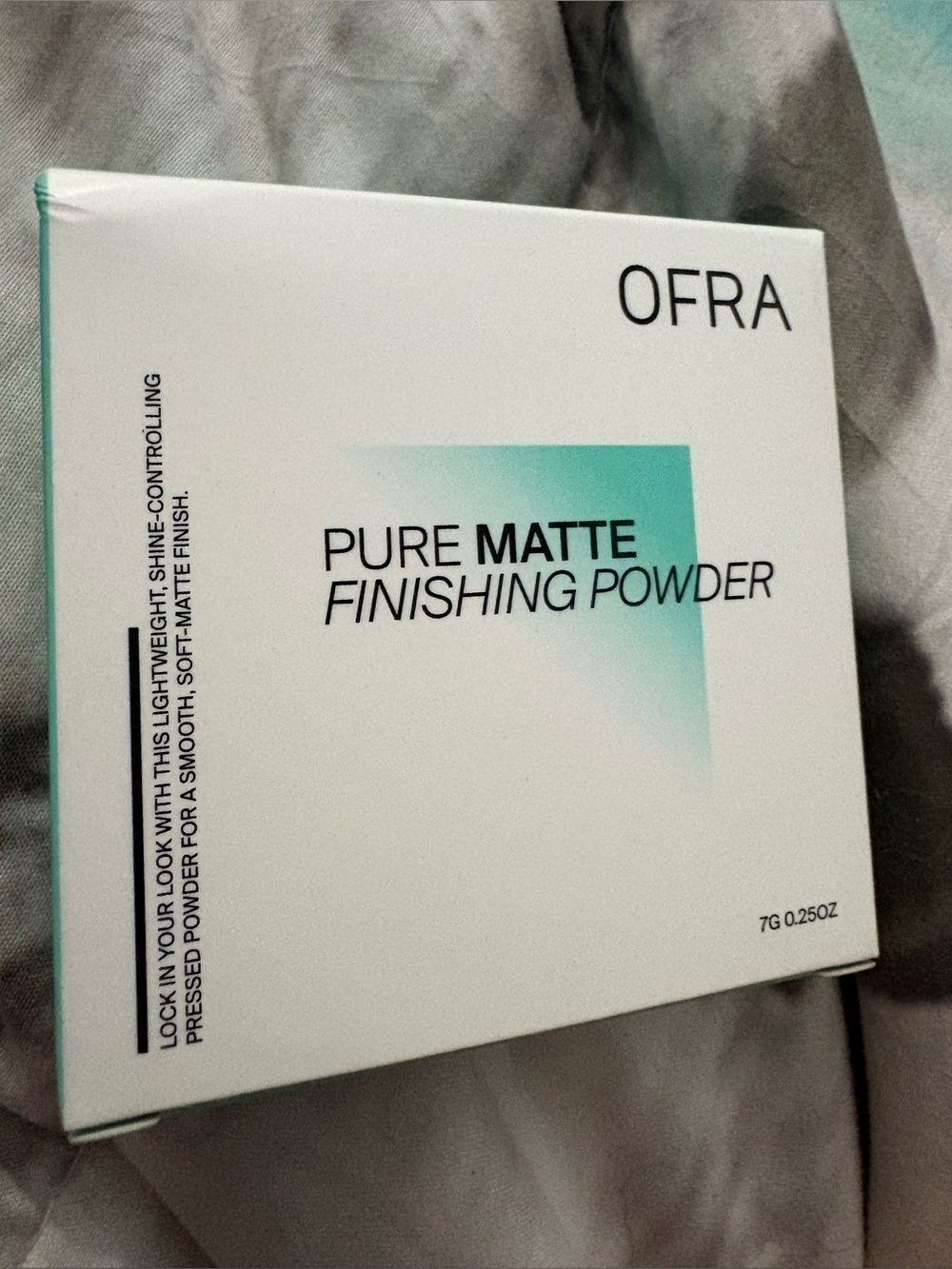 OFRA Light & Locked In Finishing Powder - White with Teal Accent